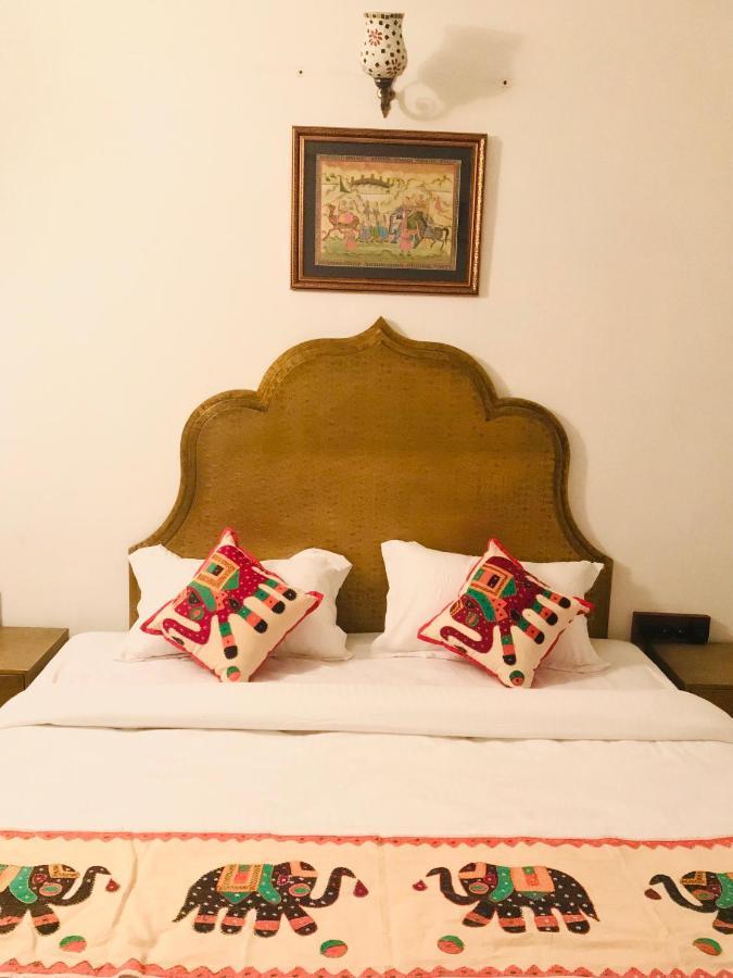 ホテル Balarwa Haveli ジョードプル エクステリア 写真